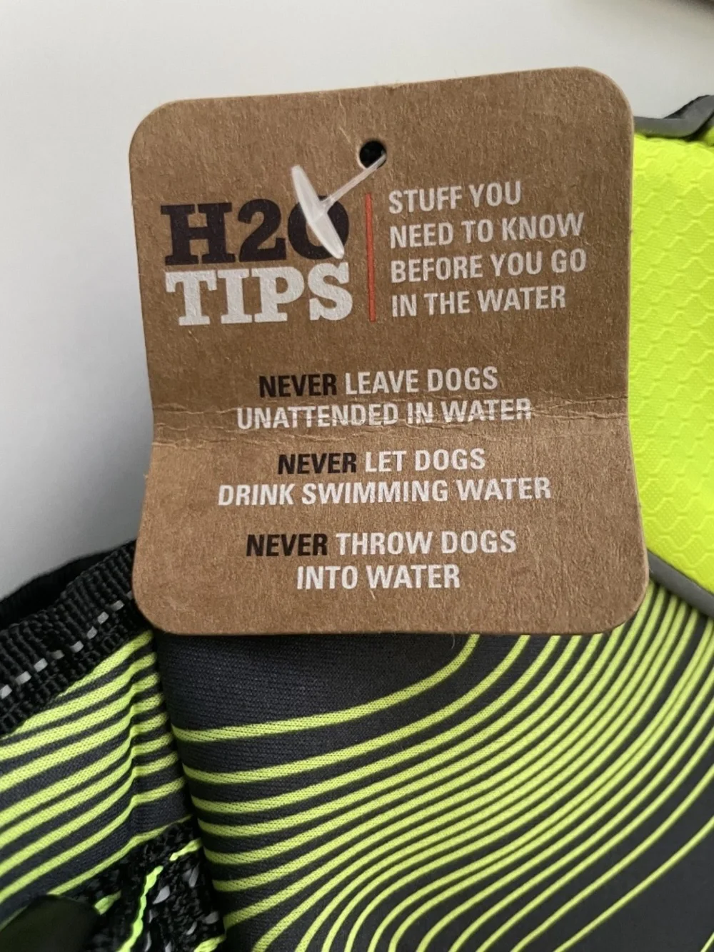NWT Arcadia Trail Dog Life Jacket Small High Visibility Flotation Aid Vest